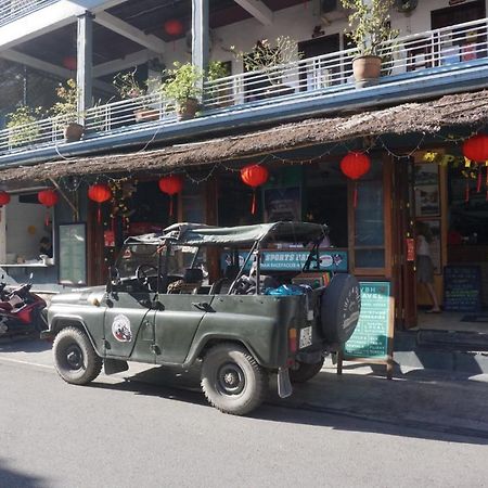 Vietnam Backpacker Hostels - Хюэ Экстерьер фото
