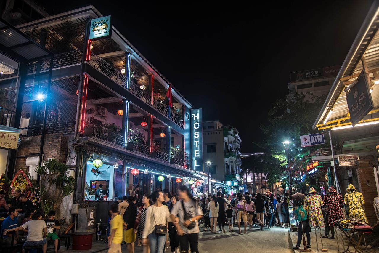 Vietnam Backpacker Hostels - Хюэ Экстерьер фото