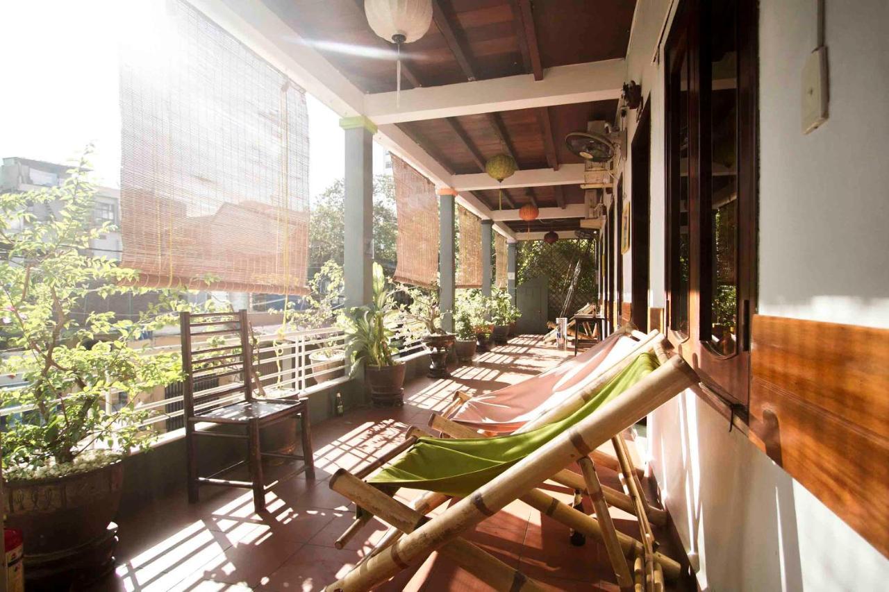 Vietnam Backpacker Hostels - Хюэ Экстерьер фото
