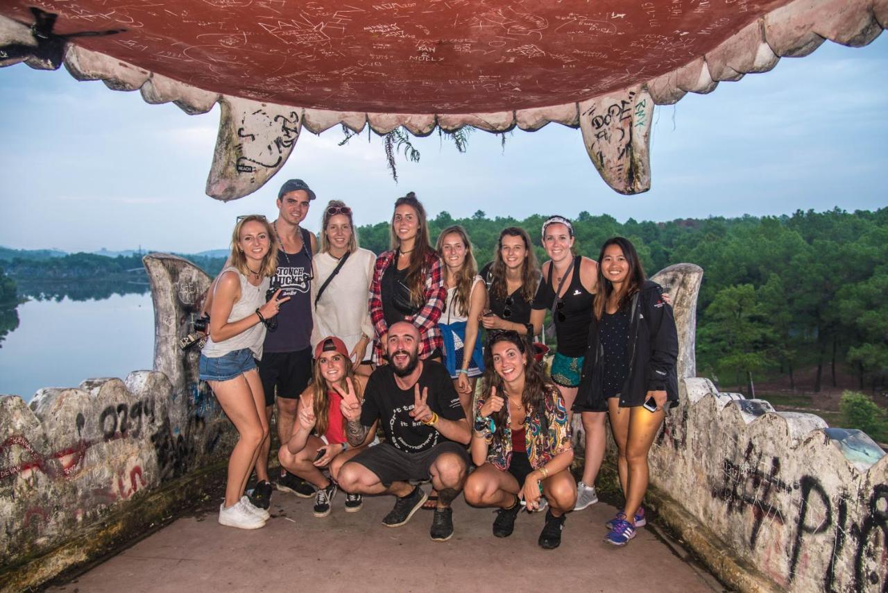 Vietnam Backpacker Hostels - Хюэ Экстерьер фото