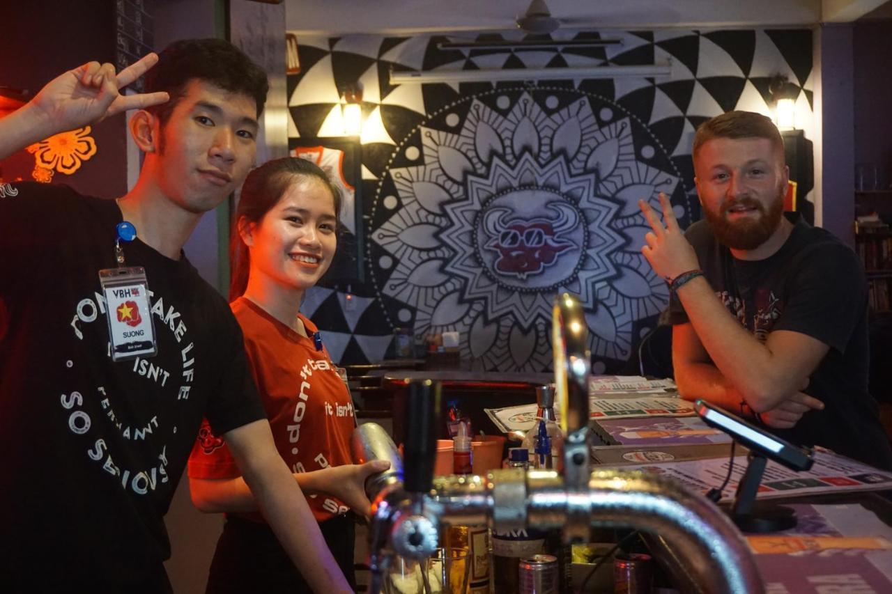 Vietnam Backpacker Hostels - Хюэ Экстерьер фото